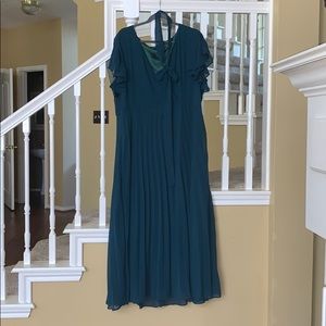 Gorgeous Hunter Green Formal-NBW
